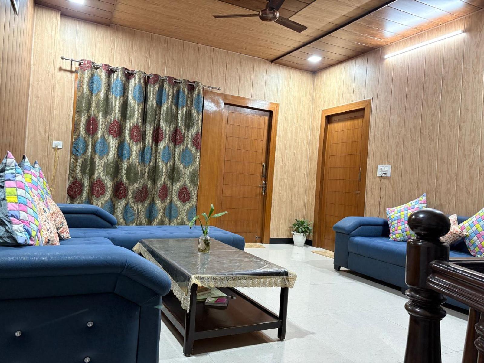 Shreshth Home Stay - Best Family Accommodation - 3Km From Har Ki Pauri, Haridwar, Uttarakhand Exterior foto